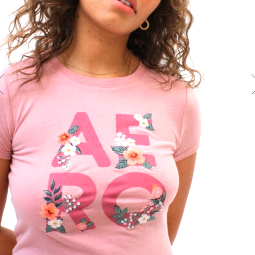 Aeropostale NWT Pink Floral Logo Tee